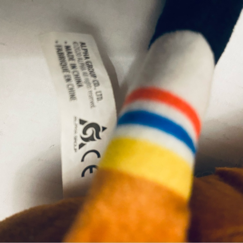 Original SpongeBob SquarePants 10” inch Plush Squeezable Toy. - Picture 3 of 7